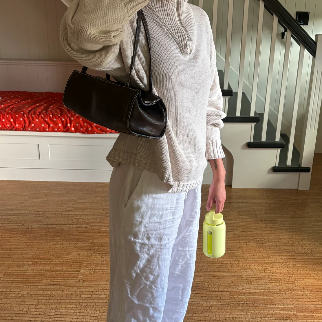 Person carrying a SZE product
